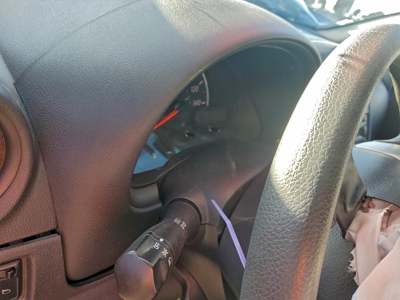 2017 NISSAN VERSA
