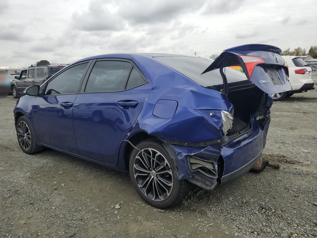2015 TOYOTA COROLLA