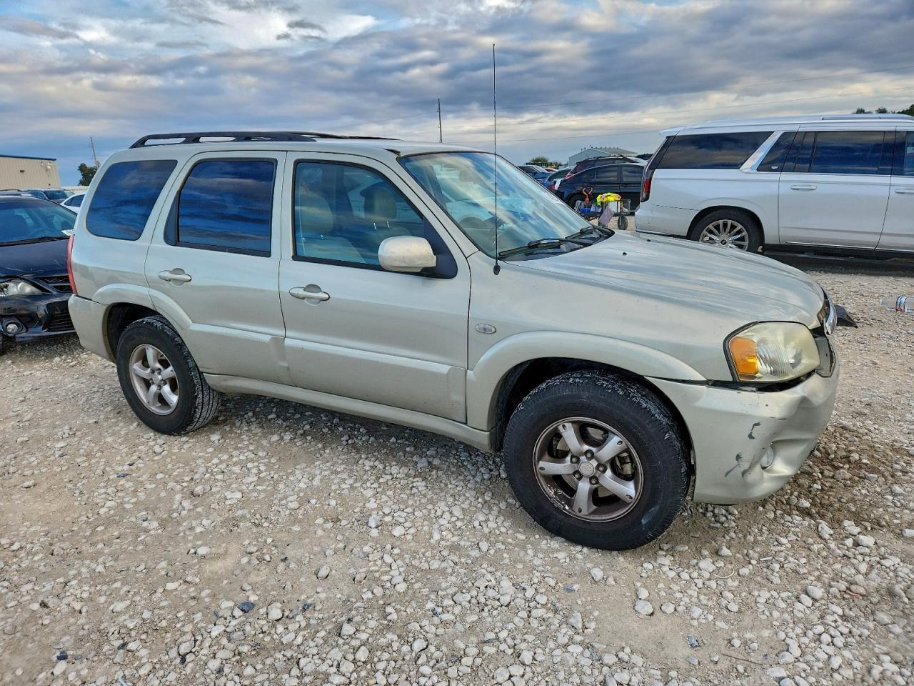 2005 MAZDA Tribute