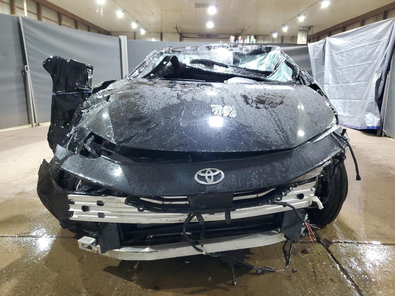 2025 TOYOTA PRIUS