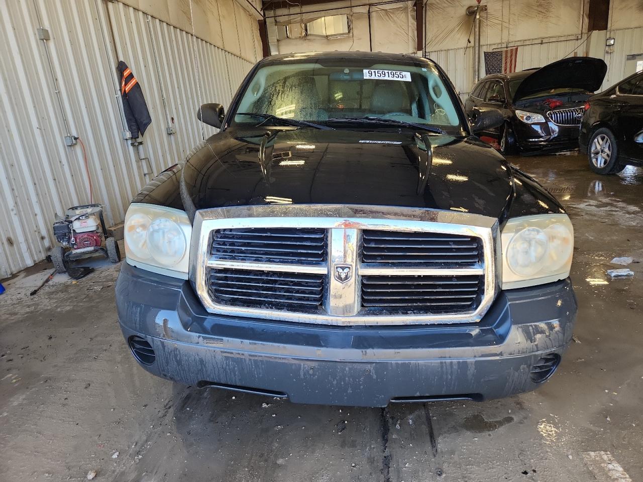 2005 DODGE Dakota