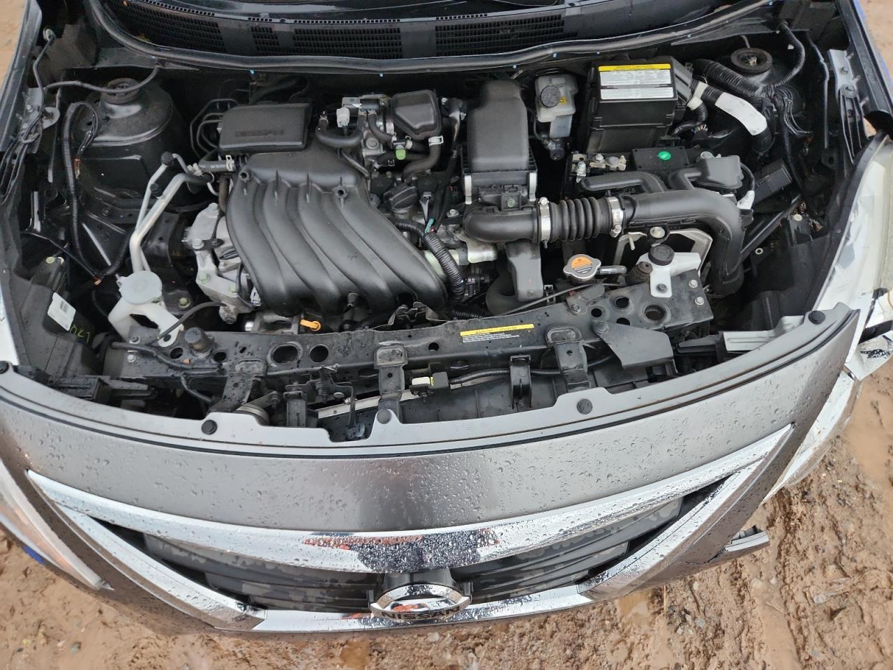 2017 NISSAN VERSA