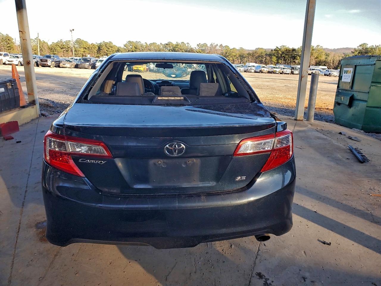 2013 TOYOTA CAMRY