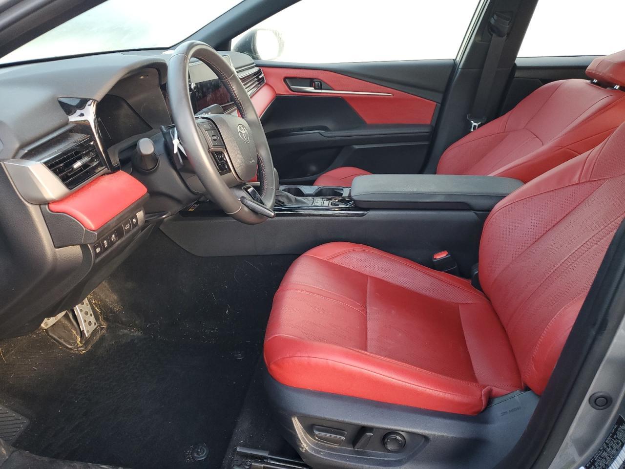 2025 TOYOTA CAMRY
