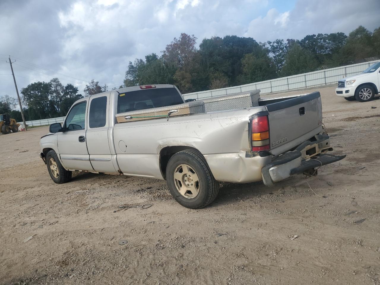 2005 GMC Sierra