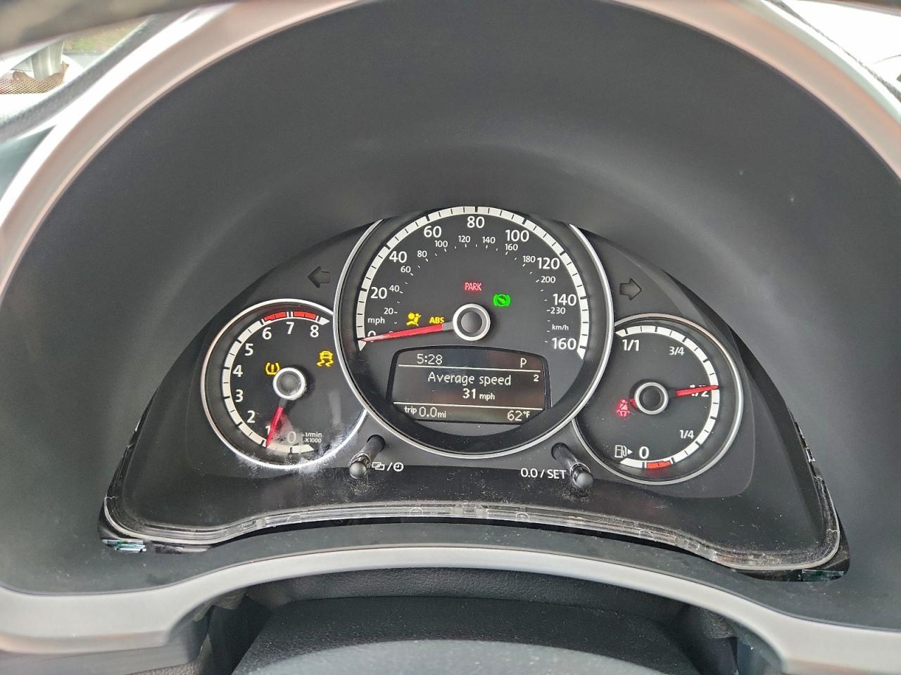 2016 VOLKSWAGEN Beetle