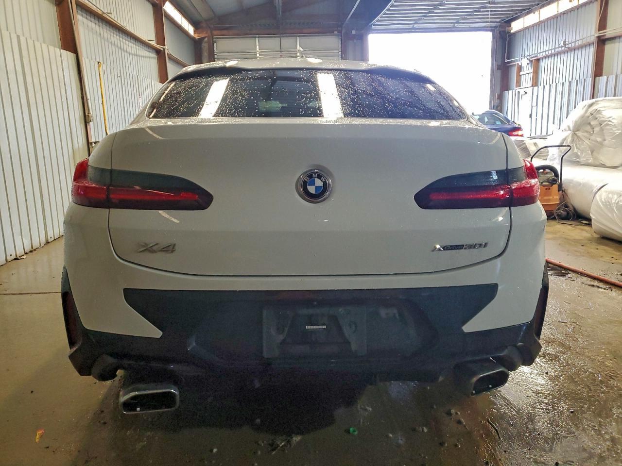 2022 BMW X4