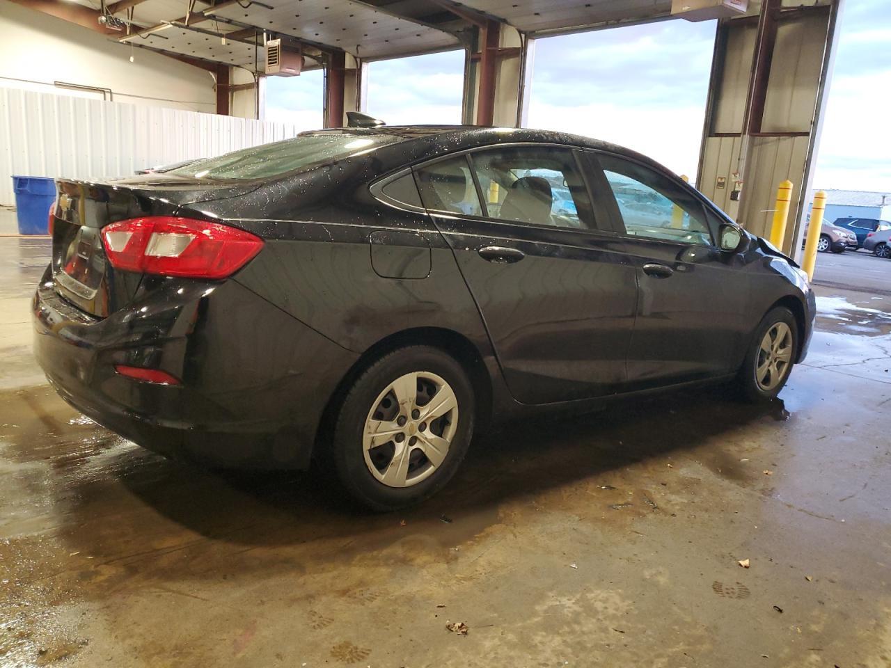 2017 CHEVROLET CRUZE