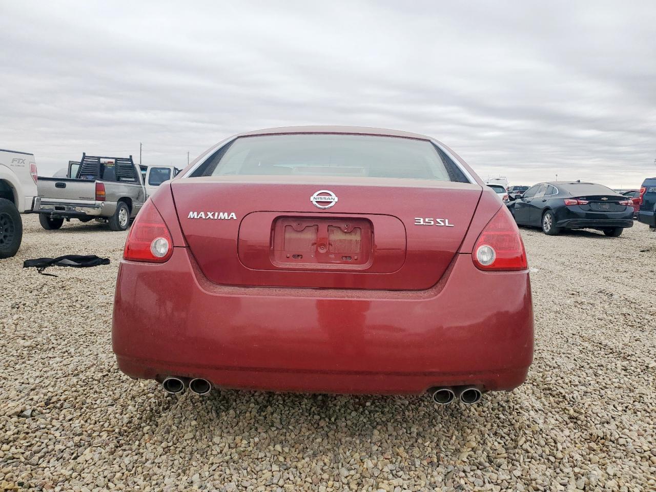 2004 NISSAN Maxima