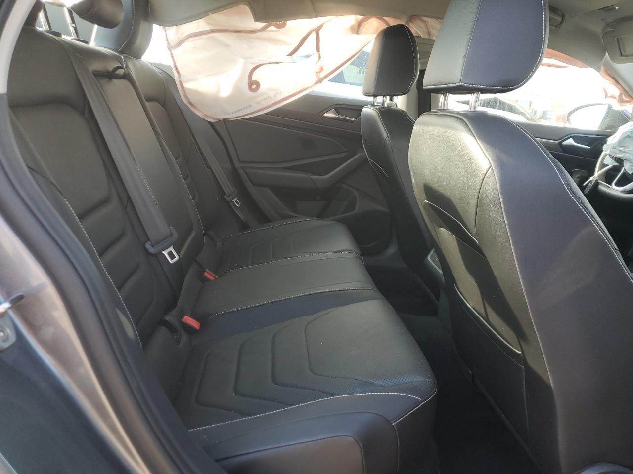 2022 VOLKSWAGEN JETTA
