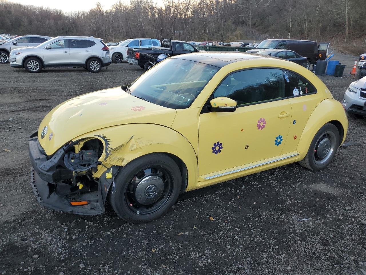 2012 VOLKSWAGEN Beetle