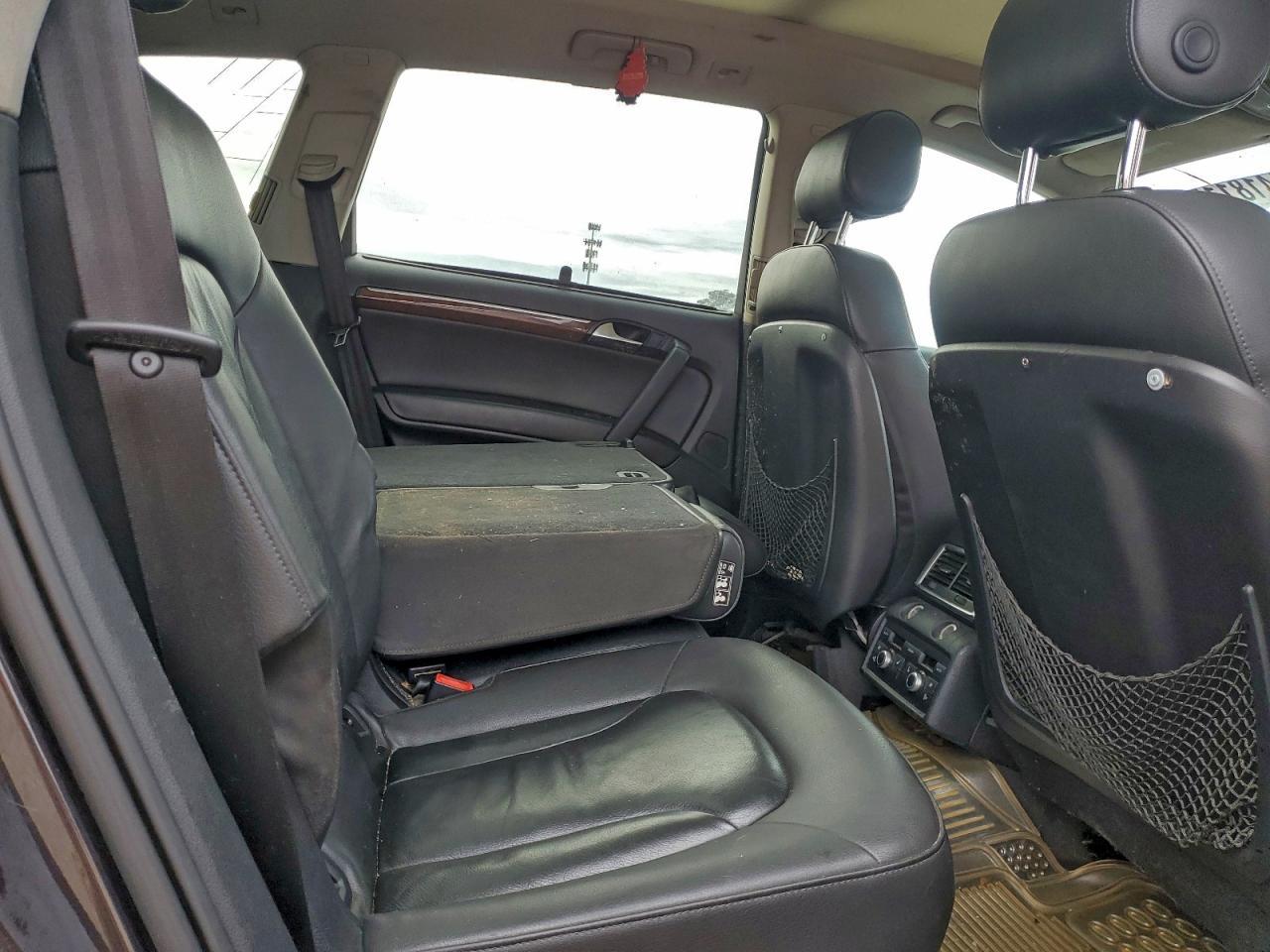 2009 AUDI Q7