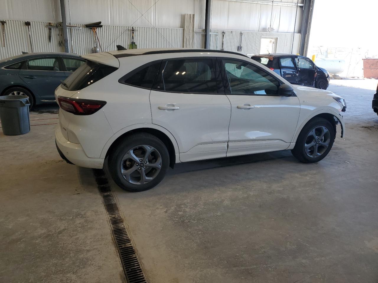 2023 FORD ESCAPE