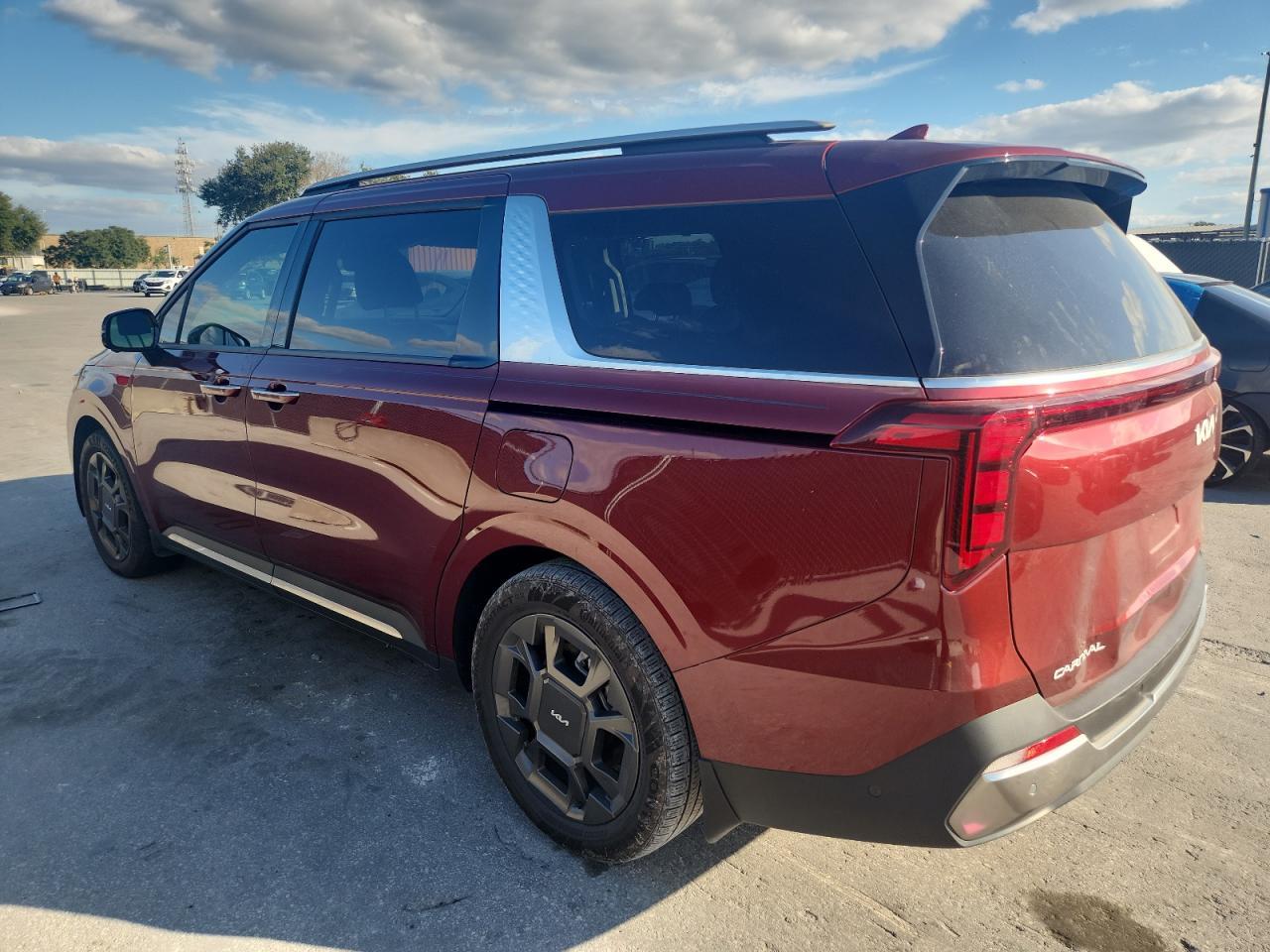 2025 KIA Carnival