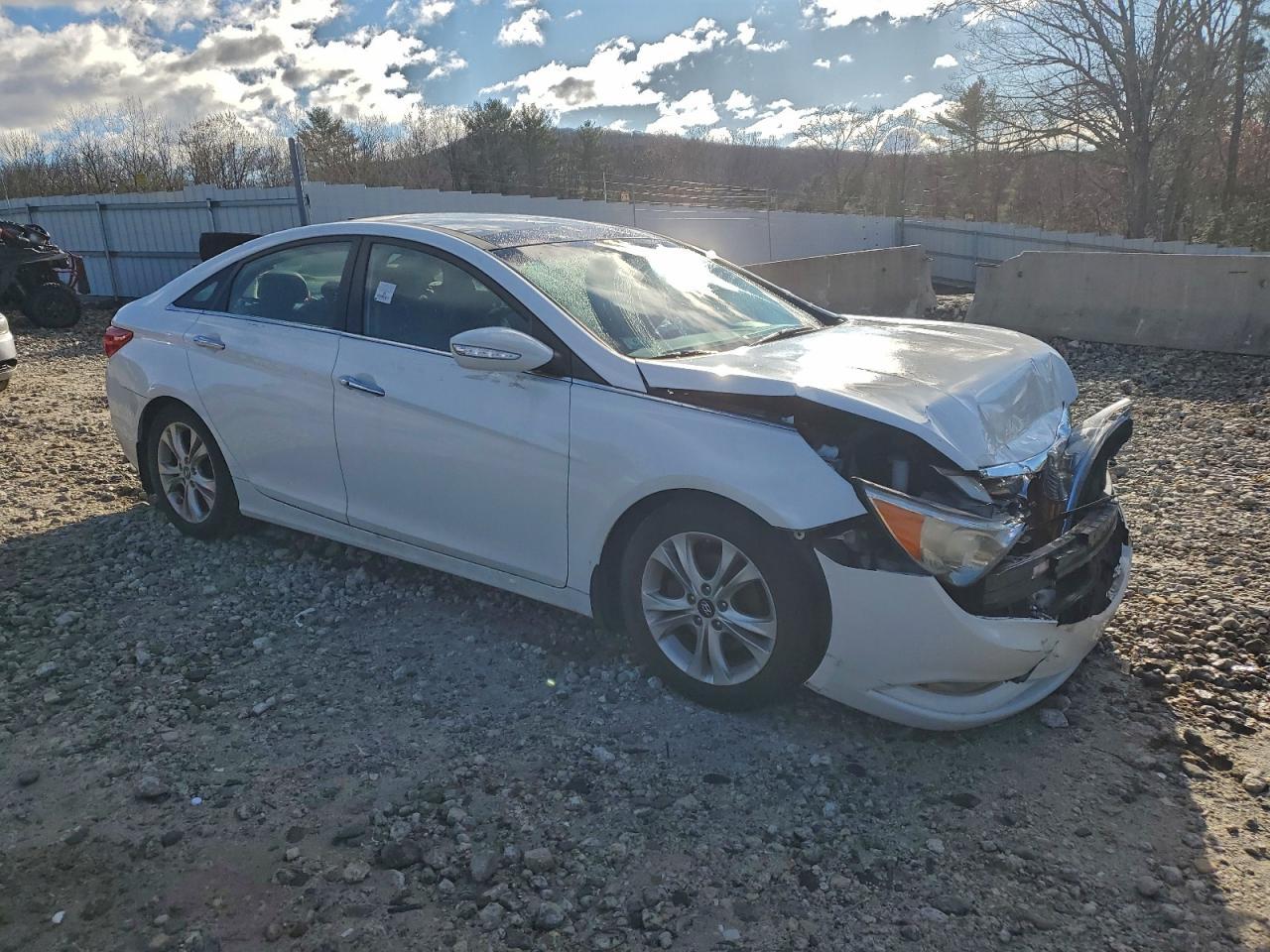2013 HYUNDAI SONATA