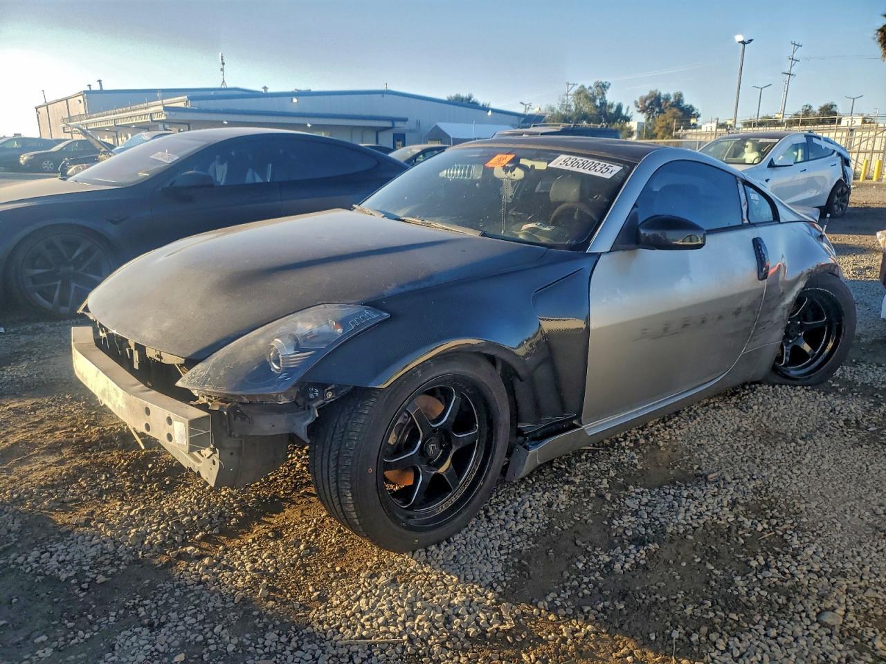 2003 NISSAN Z
