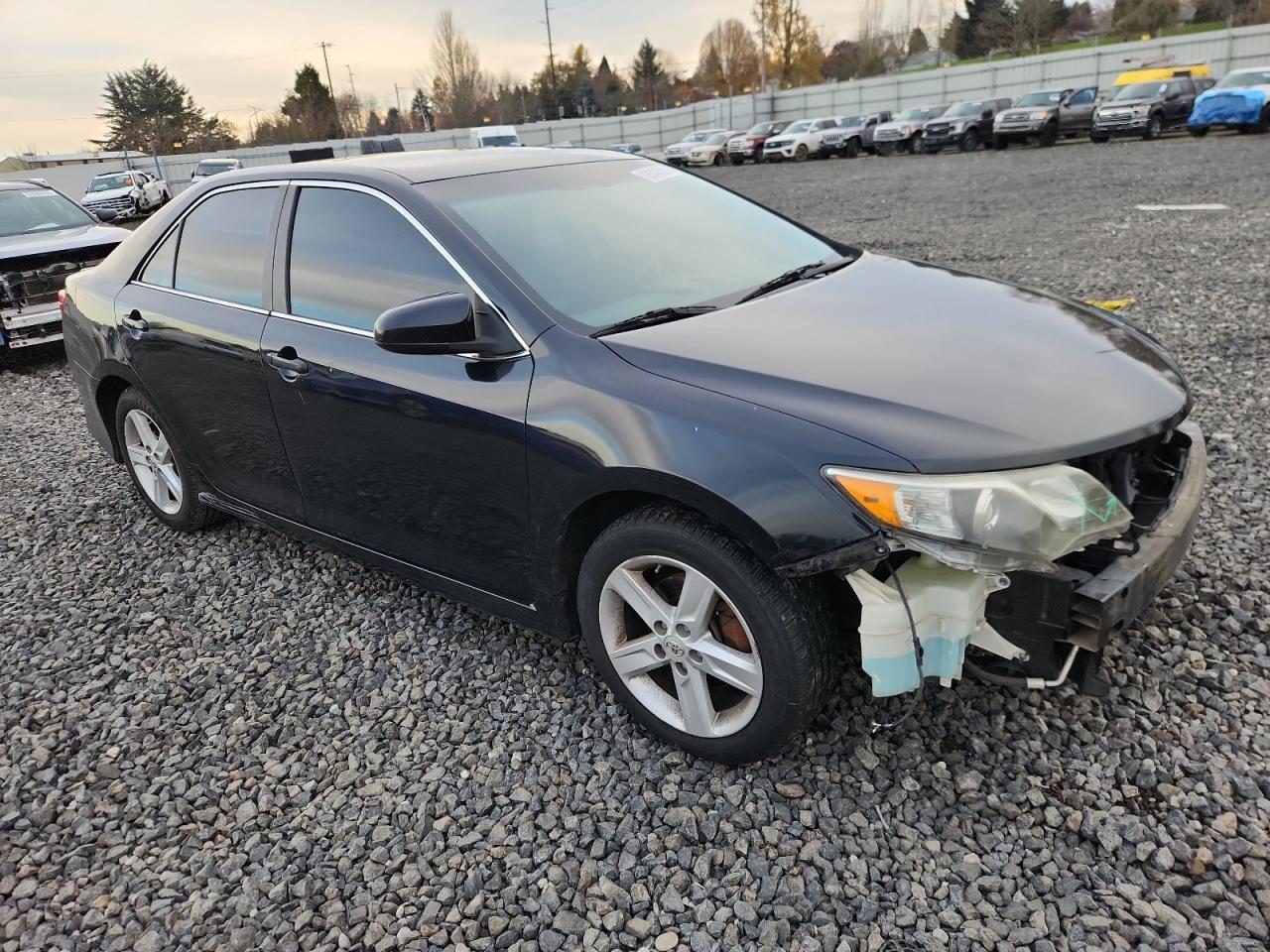 2013 TOYOTA CAMRY