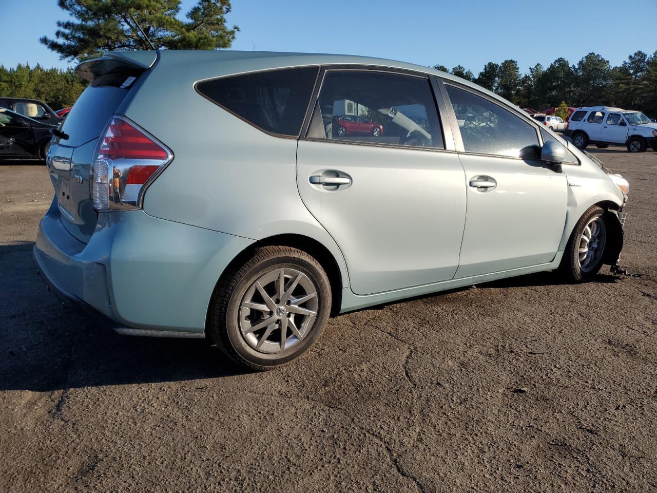 2017 TOYOTA PRIUS V