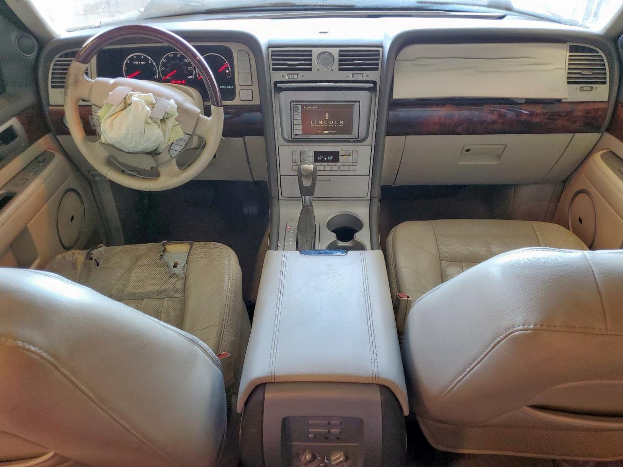 2004 LINCOLN Navigator