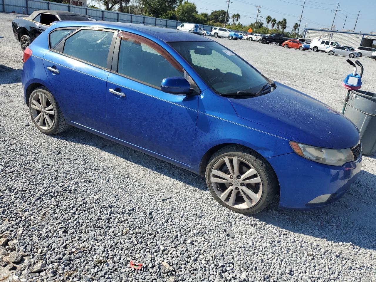 2011 KIA FORTE