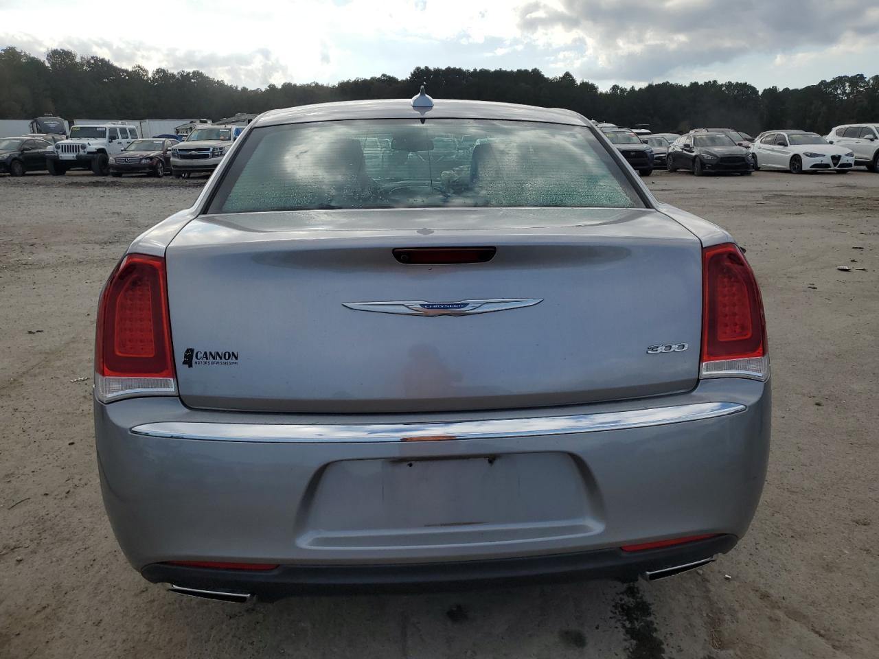 2018 CHRYSLER 300