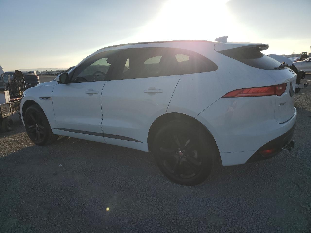 2018 JAGUAR F-Pace