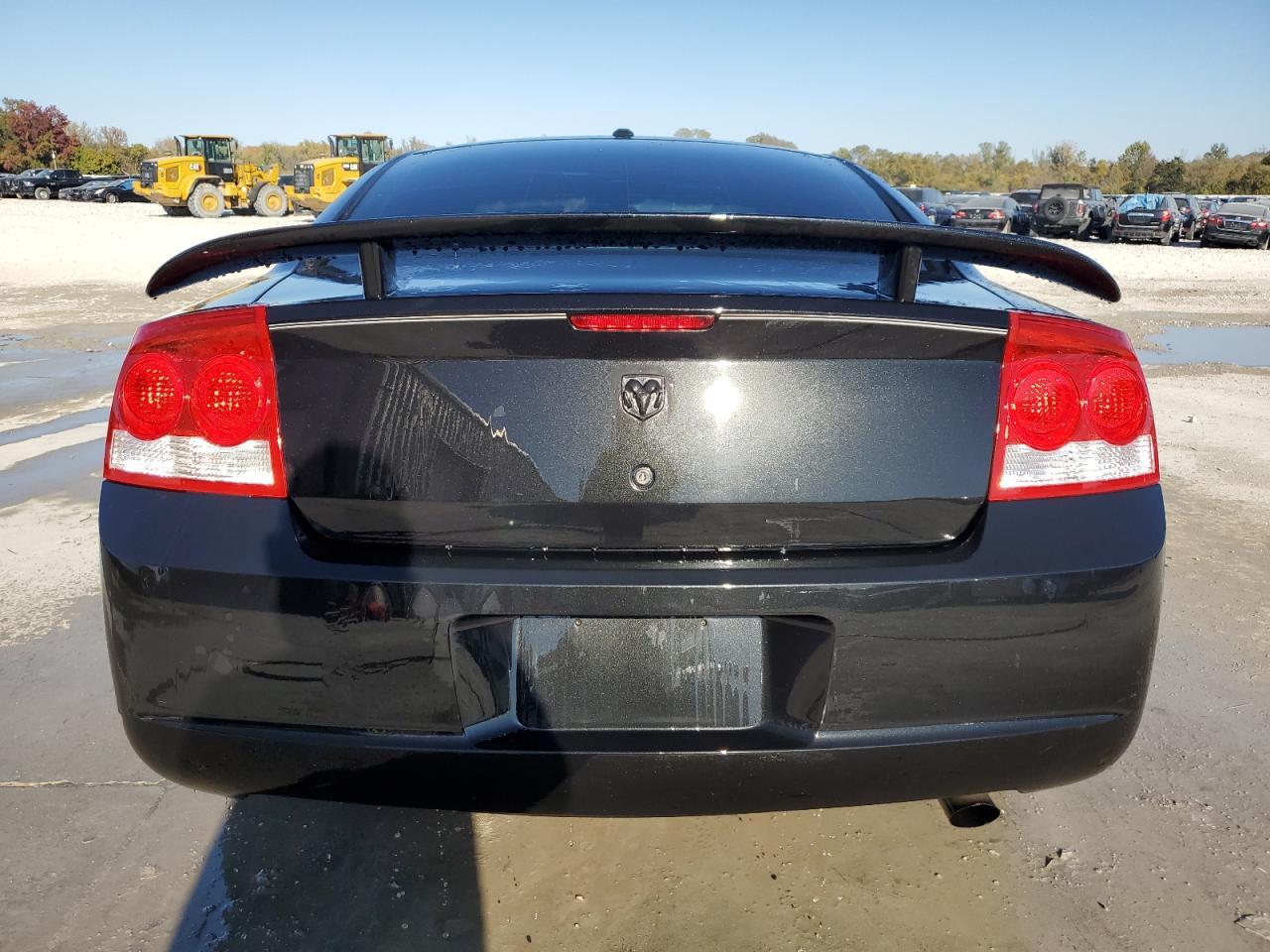 2010 DODGE CHARGER