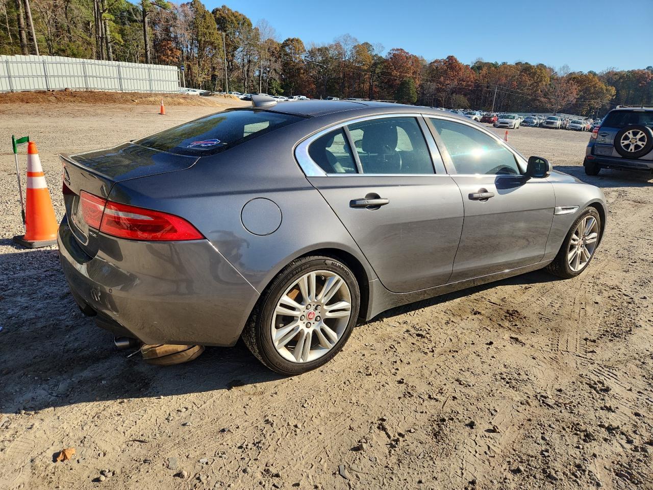 2019 JAGUAR XE