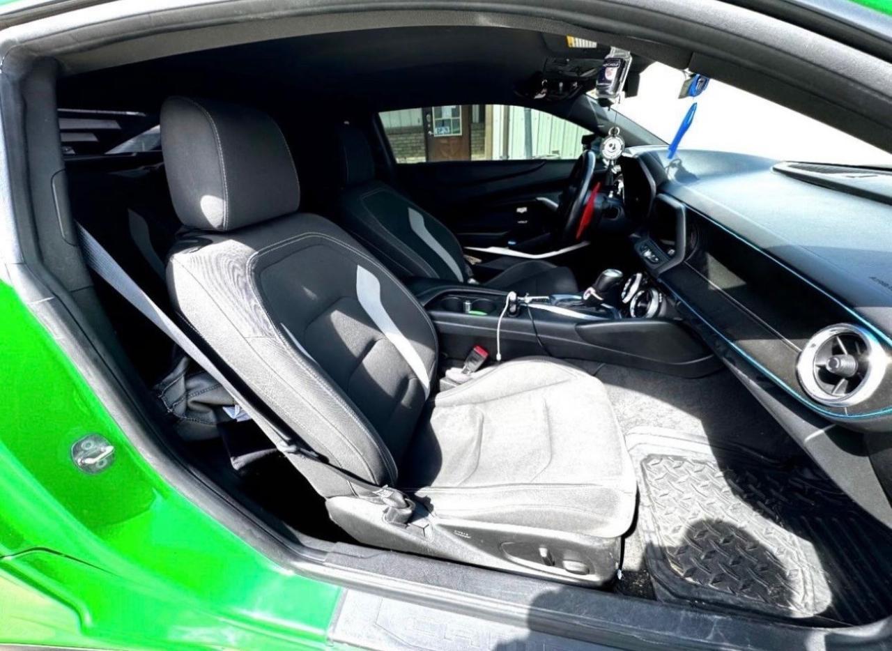 2017 CHEVROLET Camaro