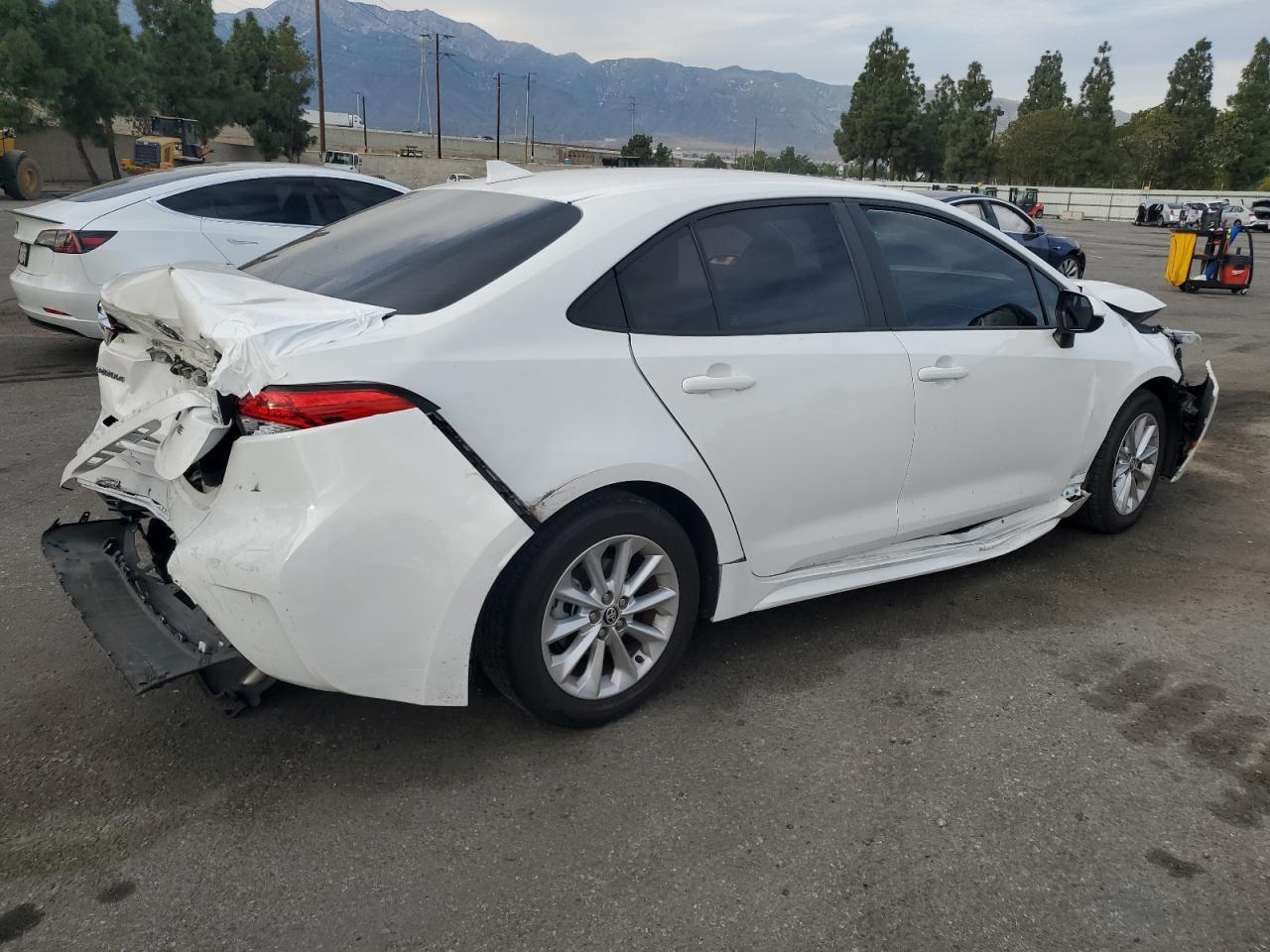 2022 TOYOTA COROLLA
