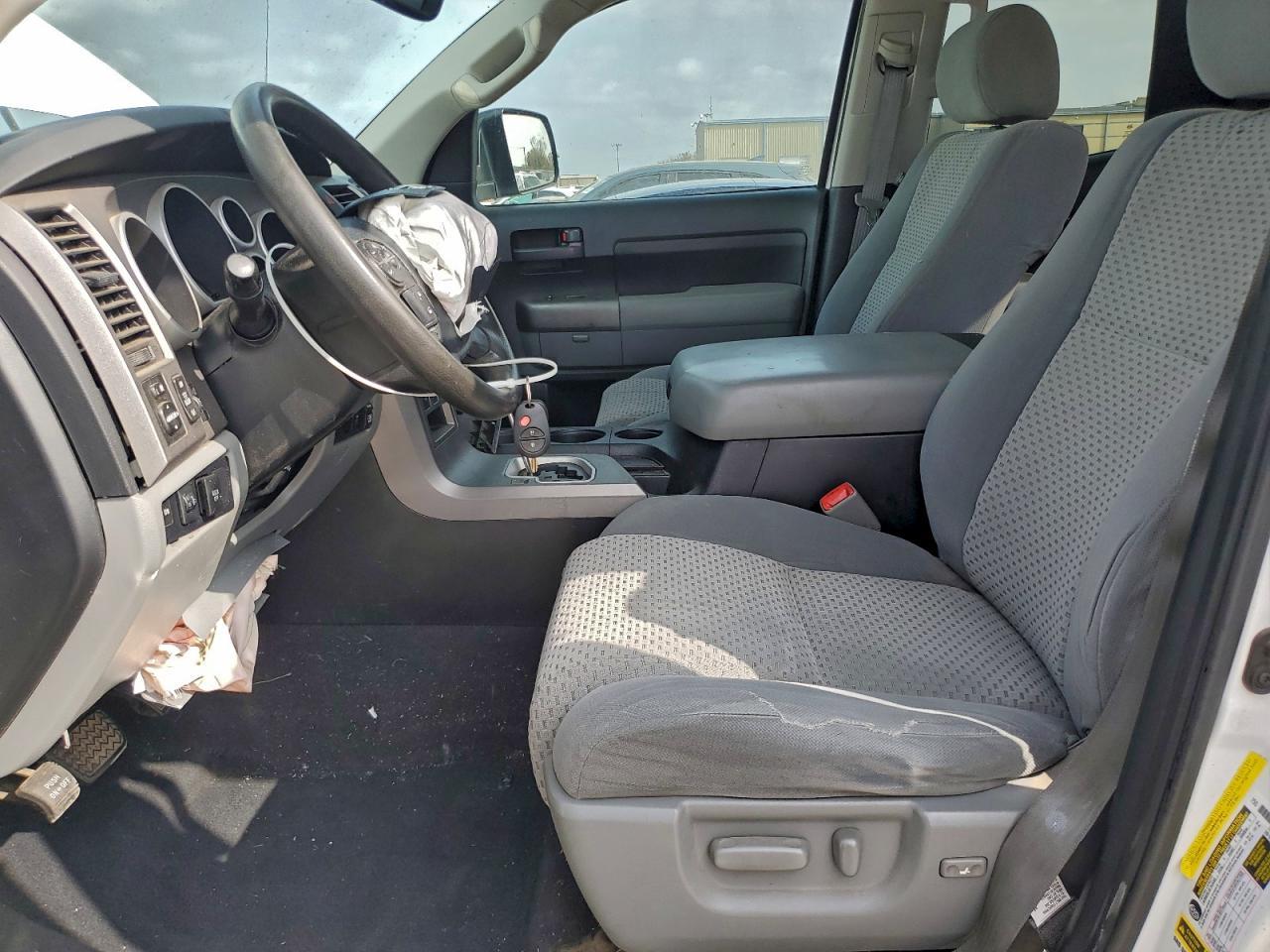 2012 TOYOTA TUNDRA