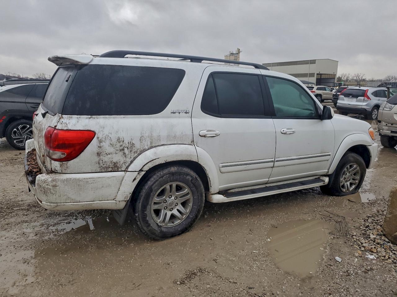 2005 TOYOTA Sequoia