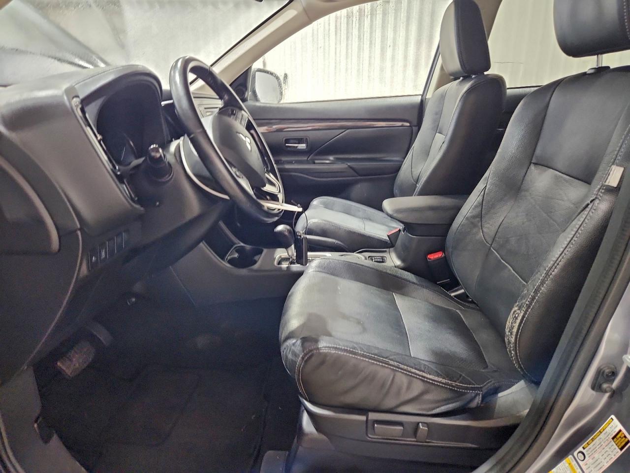 2016 MITSUBISHI outlander