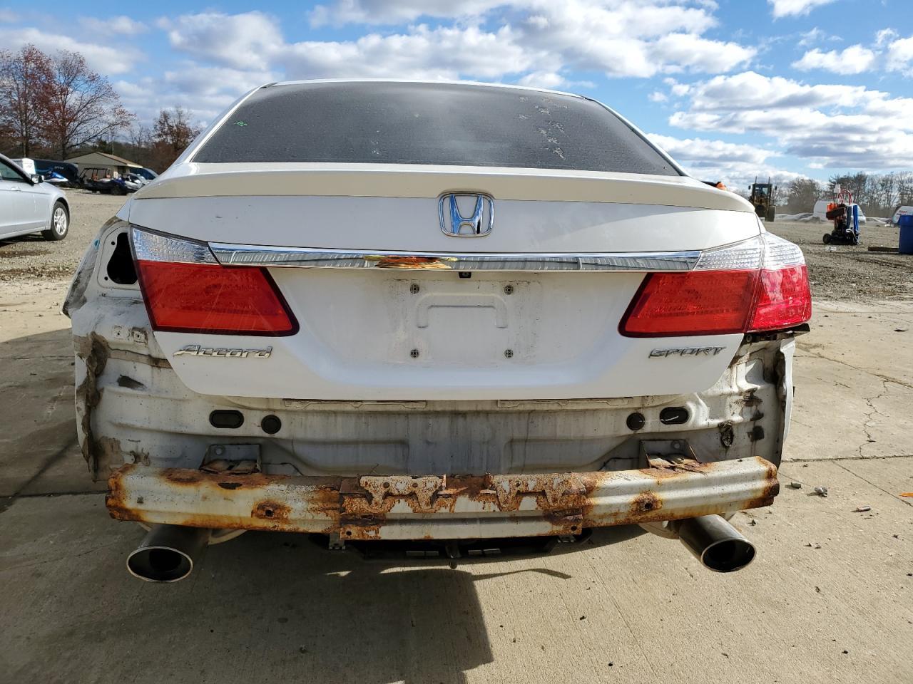 2015 HONDA ACCORD