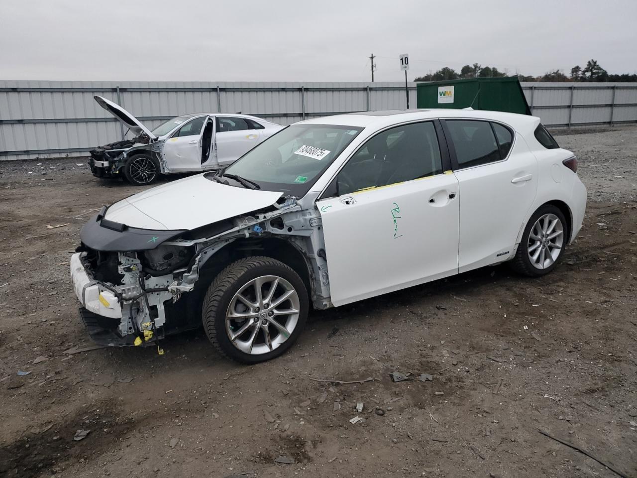 2011 LEXUS CT 200