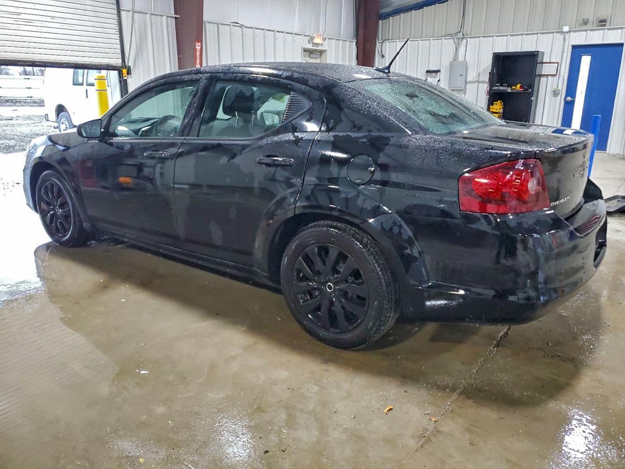 2014 DODGE Avenger