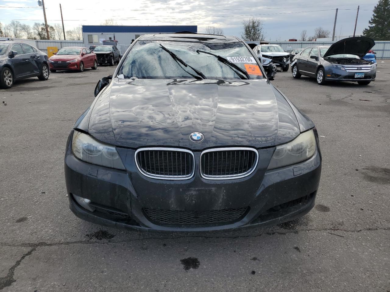 2011 BMW 3 SERIES