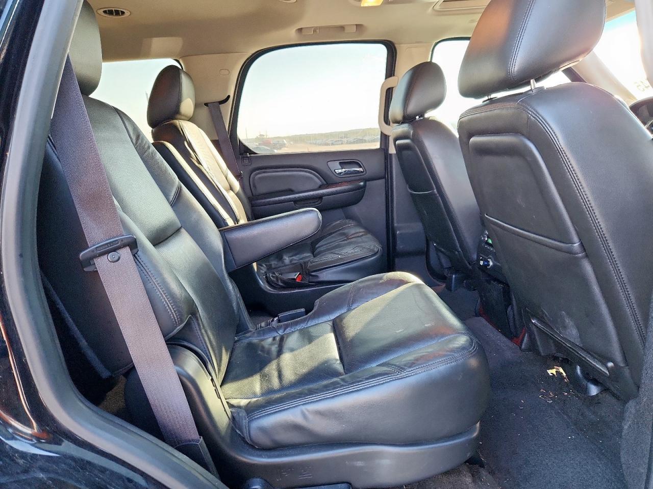 2013 CADILLAC ESCALADE