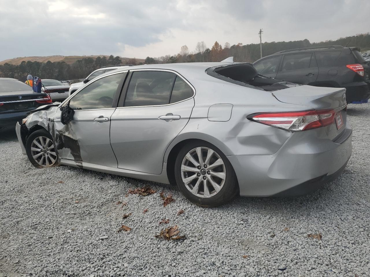 2019 TOYOTA CAMRY