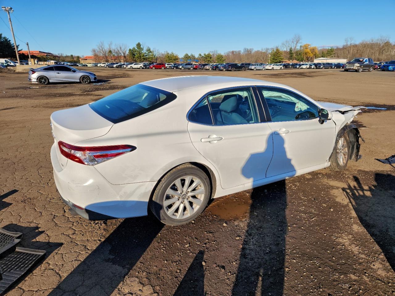 2018 TOYOTA CAMRY