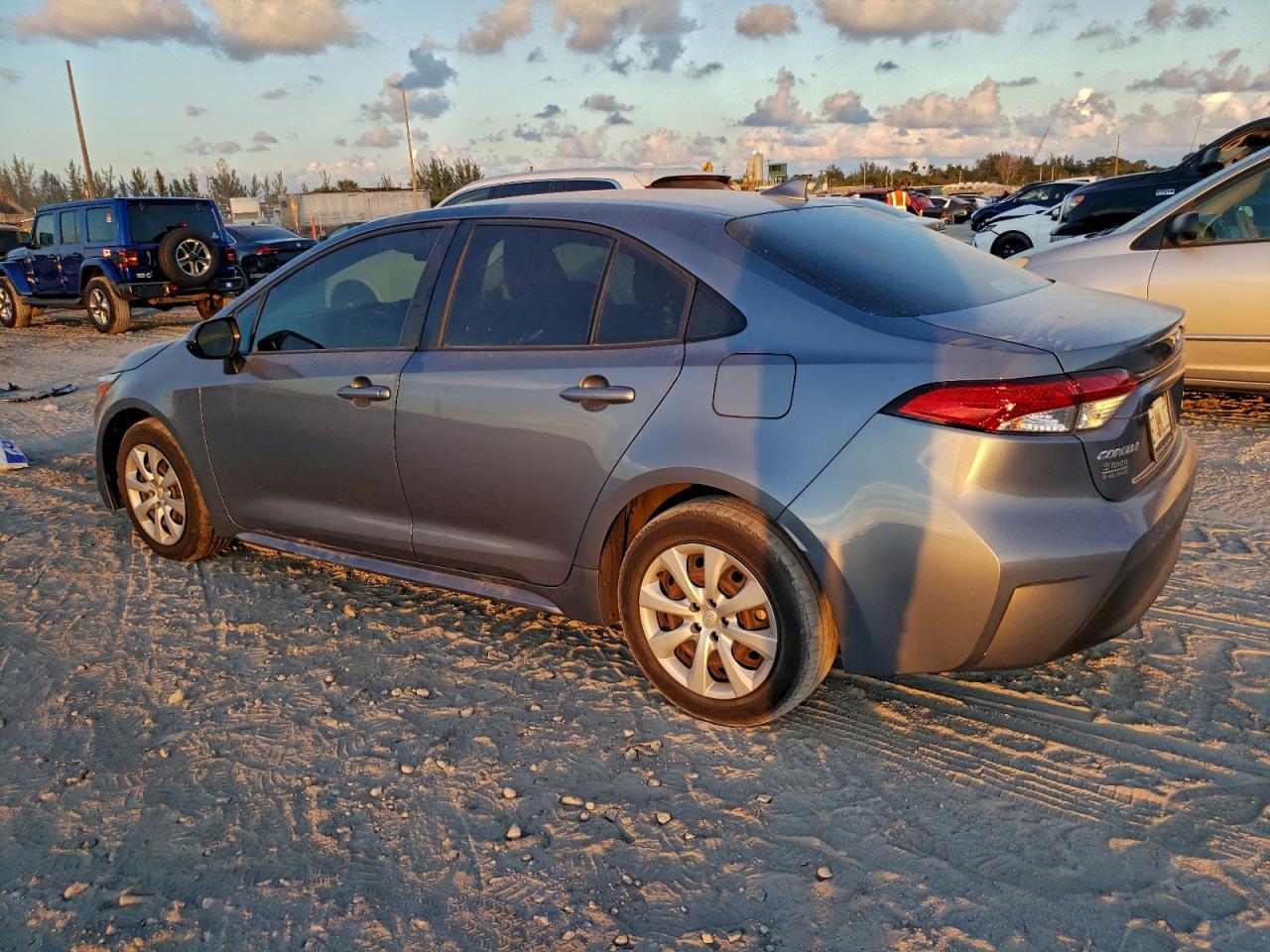 2023 TOYOTA COROLLA