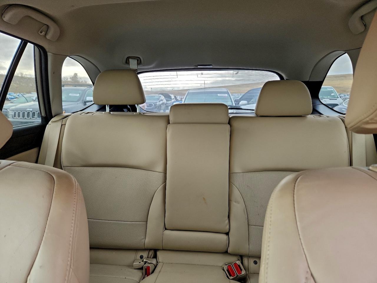 2017 SUBARU Outback