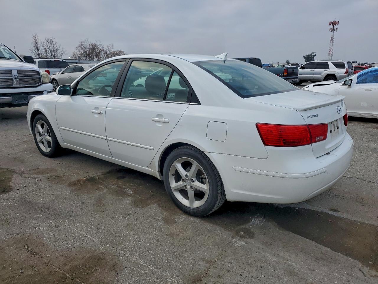 2009 HYUNDAI SONATA