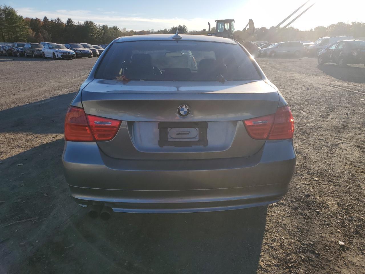 2011 BMW 3 SERIES