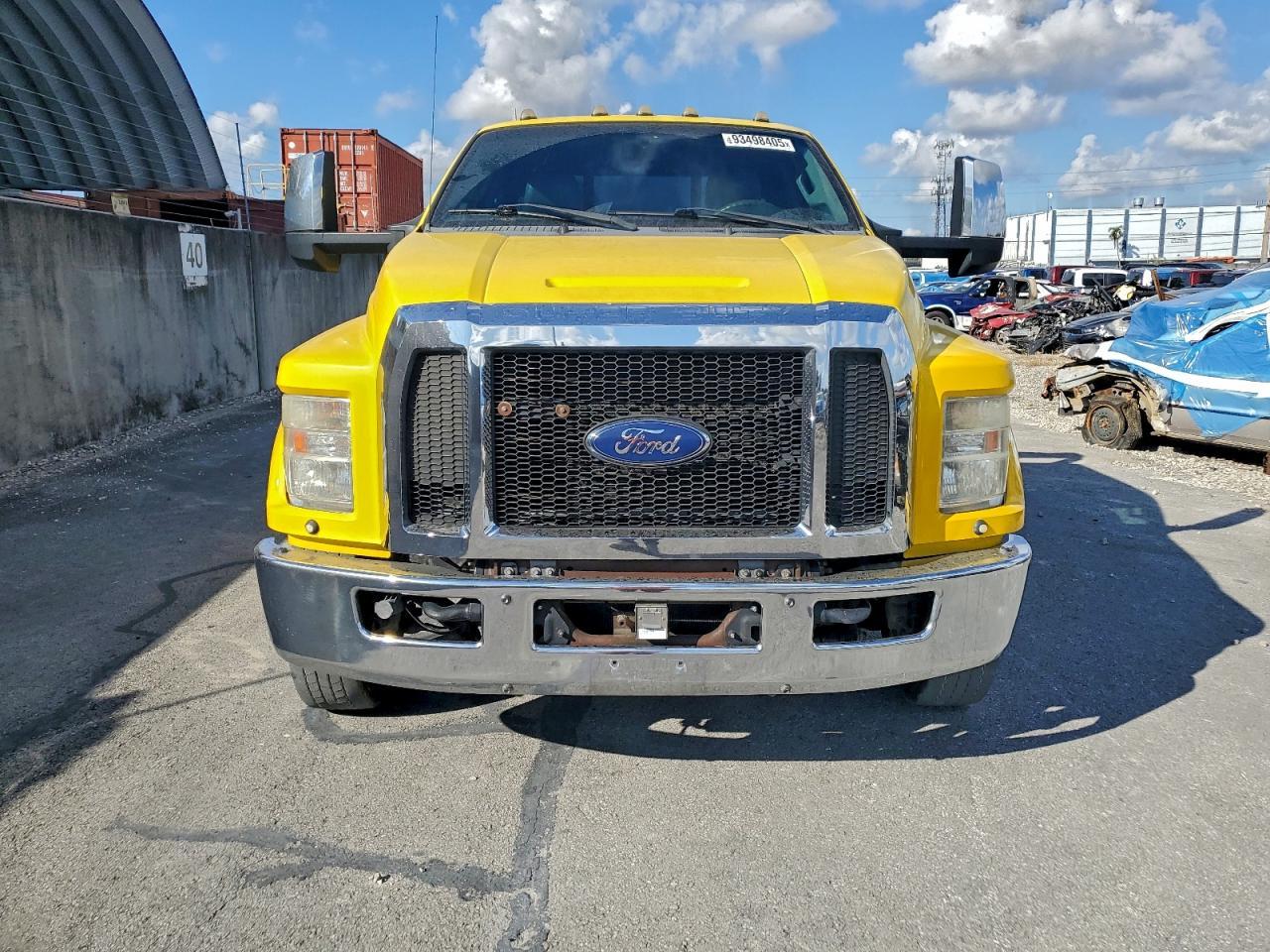 2017 FORD F-650
