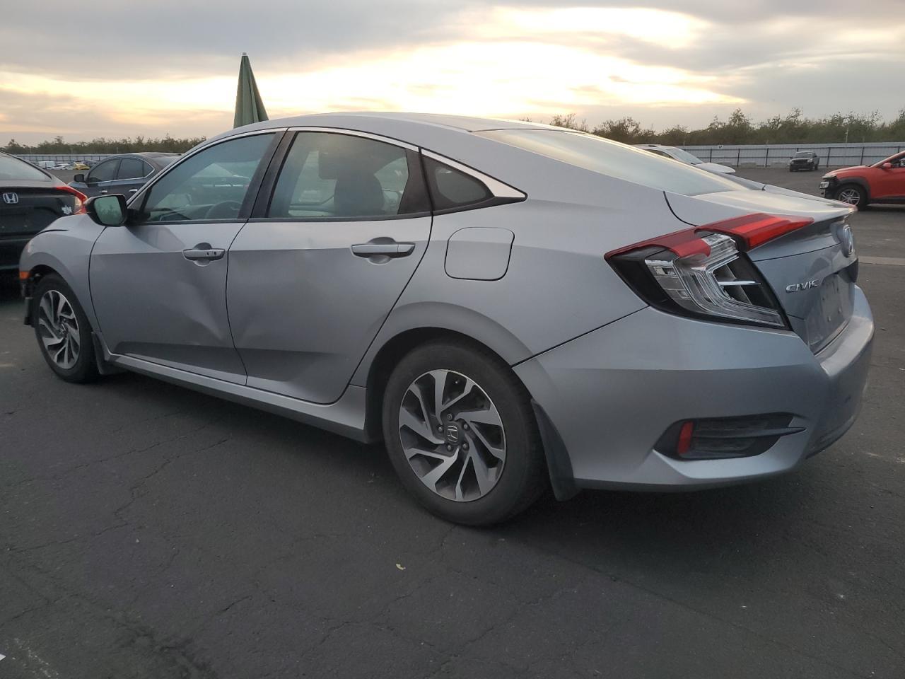 2016 HONDA CIVIC