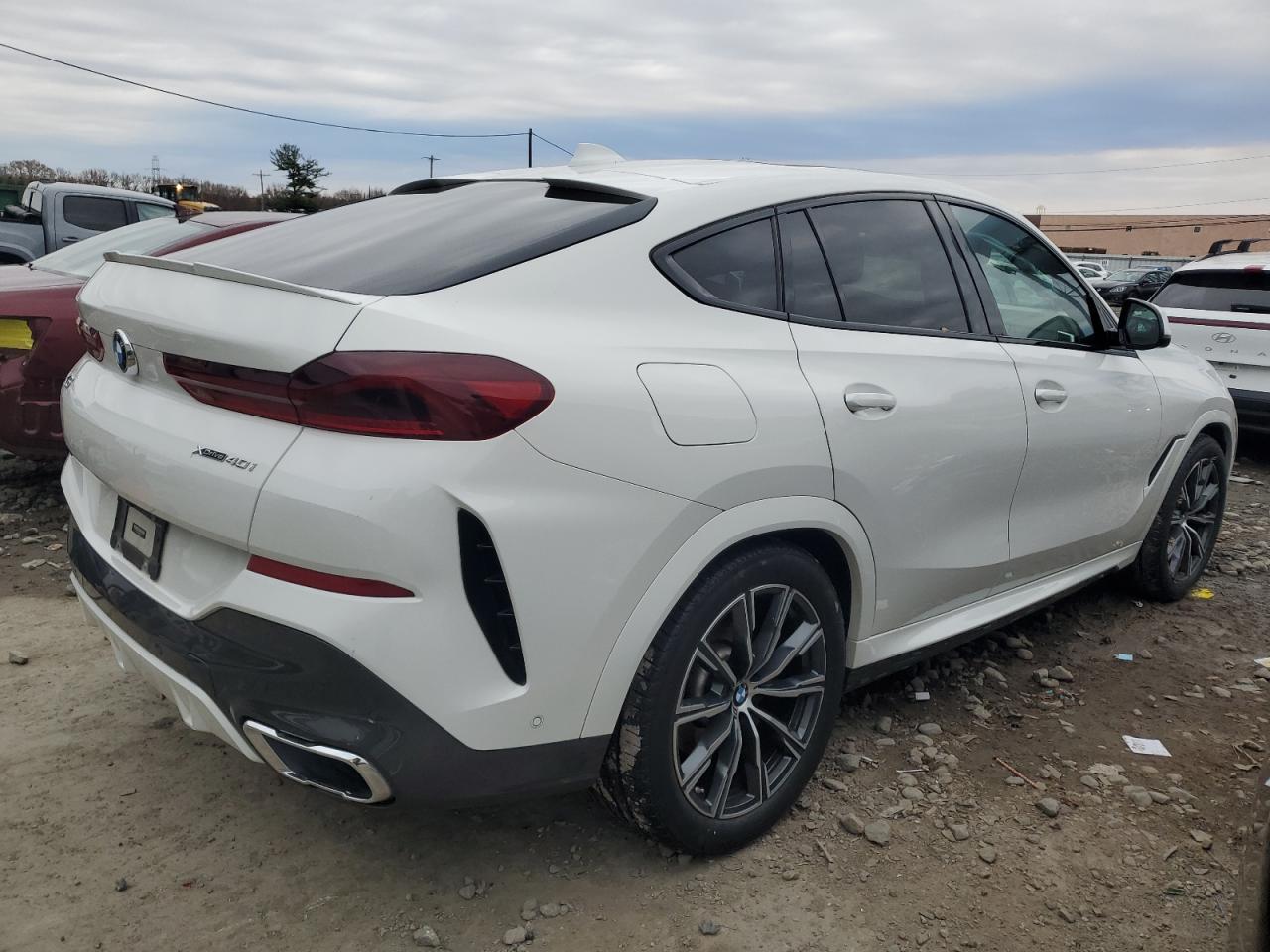2021 BMW X6