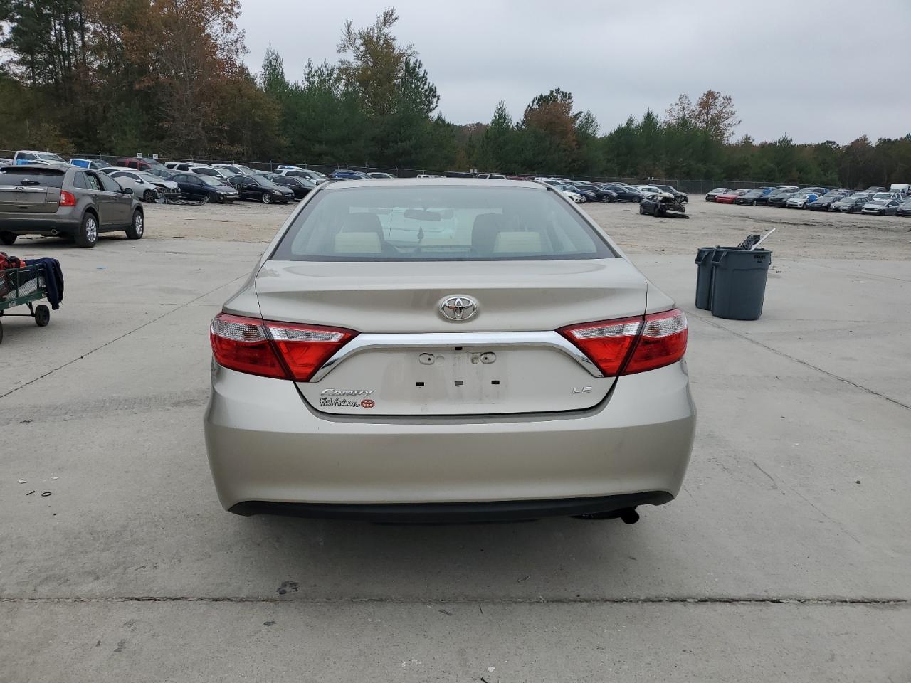 2015 TOYOTA CAMRY
