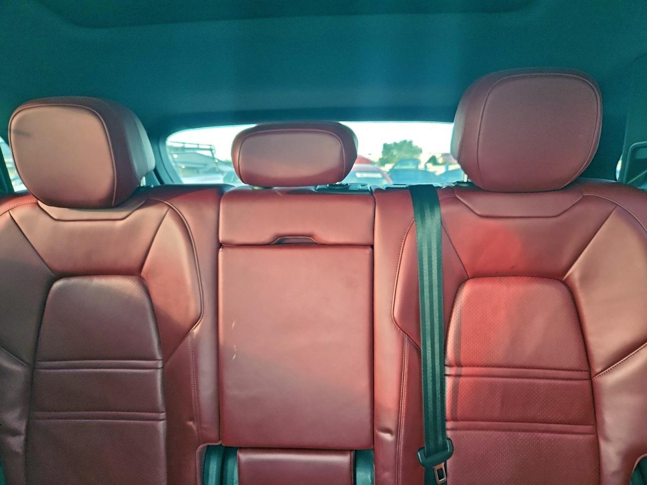 2021 PORSCHE CAYENNE