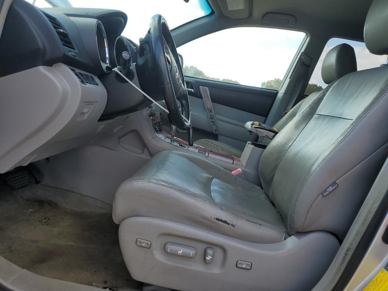 2008 TOYOTA HIGHLANDER